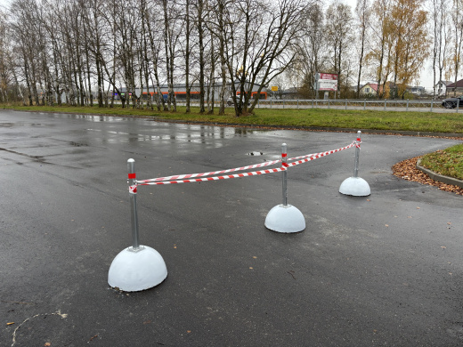 полусфера бетонная со столбом