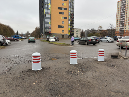 Столбик парковочный бетонный